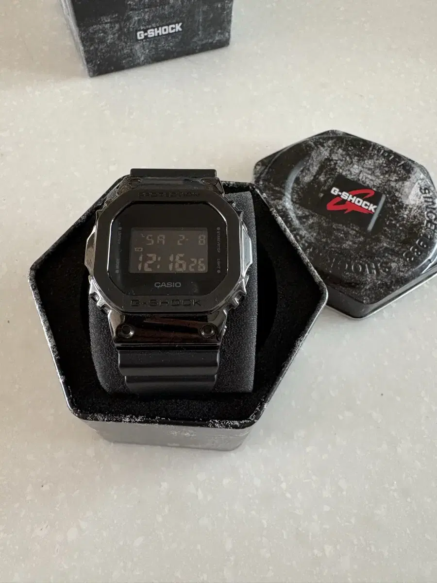 지샥(G SHOCK) GM5600UB